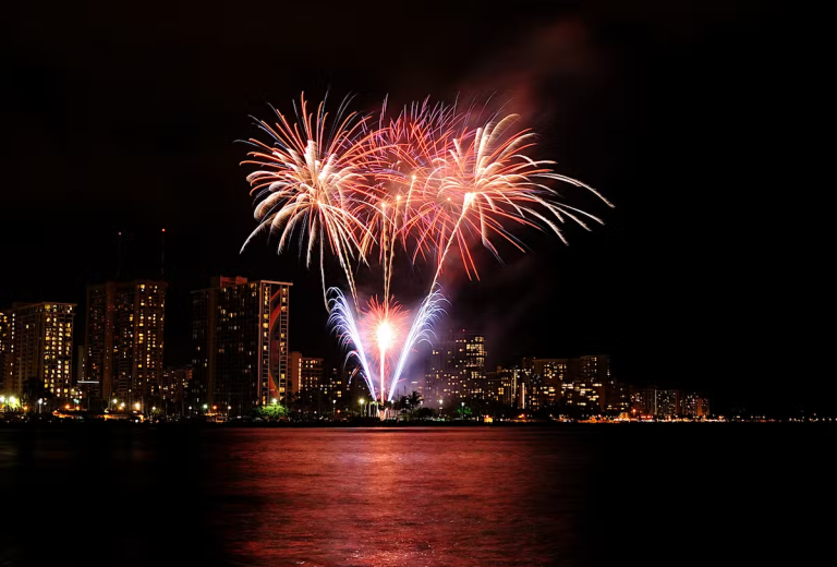 Waikiki Friday Night Fireworks Cruise image 1 768x520
